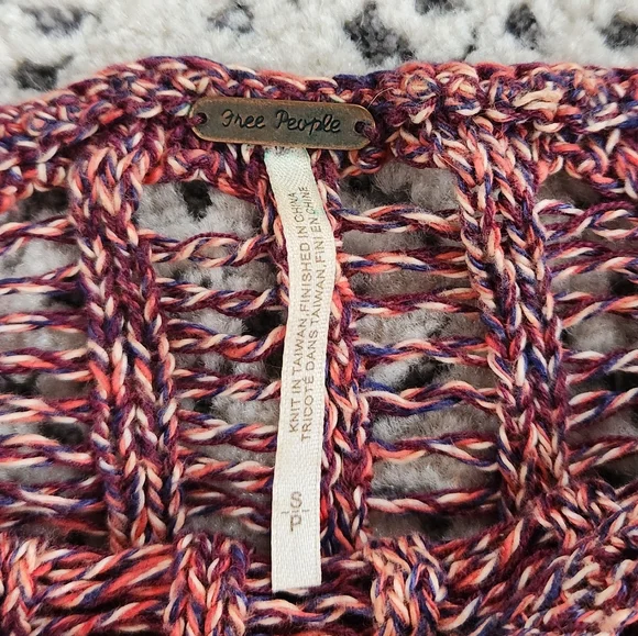 Free People Multicolored Open Knit Sweater Pull On Cropped Pink Red Purple Small - Picture 8 of 14